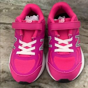New balance toddler sneakers shoes size 10